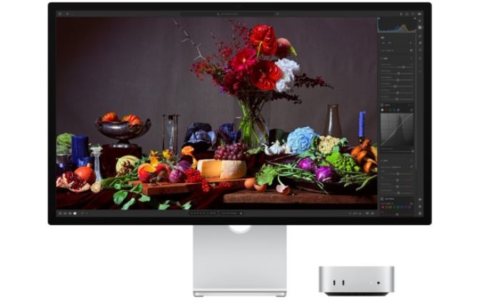 Apple Studio Display 600 niți