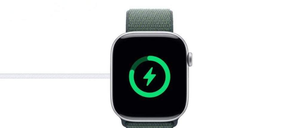 Apple Watch 10 42mm Cellular Titanium oferă o încărcare de 80% în doar 30 de minute, asigurându-te că nu rămâi niciodată fără energie.