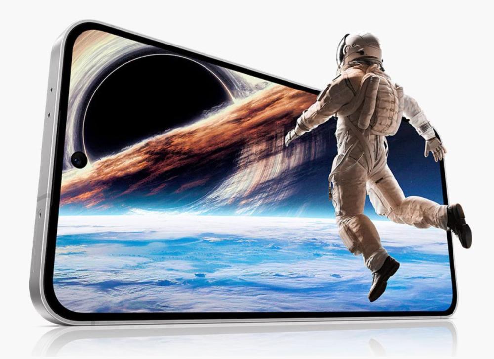 Cu un ecran Dynamic AMOLED 2X mai luminos și culori mai vii ca niciodată, Samsung Galaxy S24 FE 5G Dual SIM S721 oferă o experiență de vizionare imersivă.