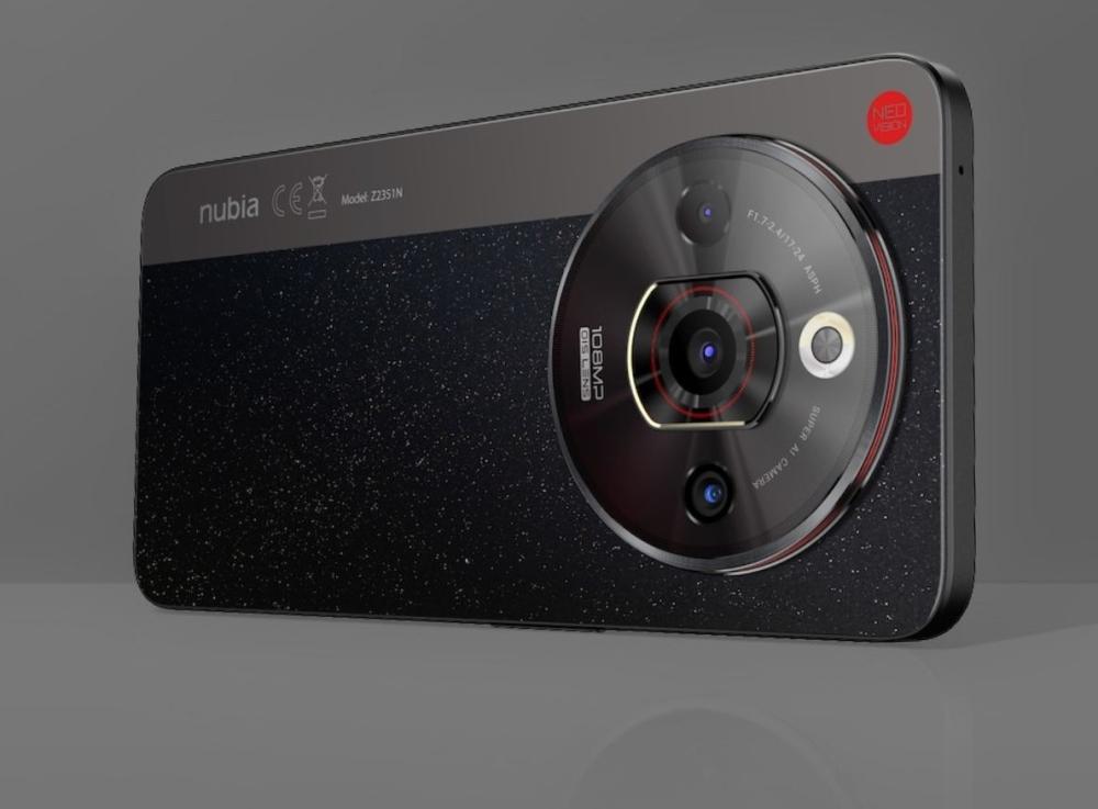 Telefonul ZTE nubia Focus Pro 5G are cu un design inspirat din aparatele foto clasice, ce reprezintă un conceput pentru iubitorii de fotografie și tehnologie avansată.