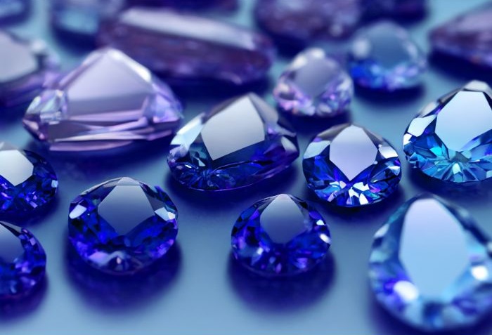 cristal de safir folosit la fabricarea protectiei pentru ecranul telefoanelor de lux
