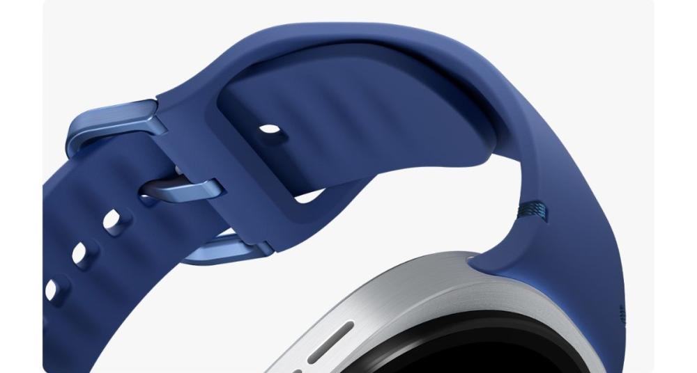 Cureaua Sport Samsung Galaxy Watch8 / Watch8 Classic este realizată din cauciuc moale și flexibil.
