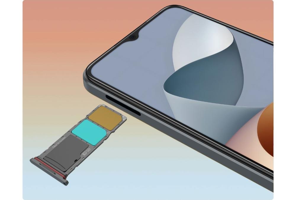 Ai posibilitatea să extinzi memoria internă până la 2TB prin intermediul slotului triplu (Dual SIM + MicroSD) a telefonului ZTE Blade A34 Dual SIM 64GB.