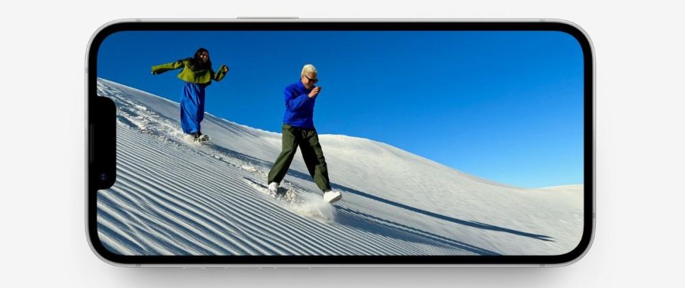 Display-ul Super Retina XDR de 6.1 inch a telefonului Apple iPhone 16e, este perfect pentru serialele preferate, gaming sau scroll-ul zilnic.